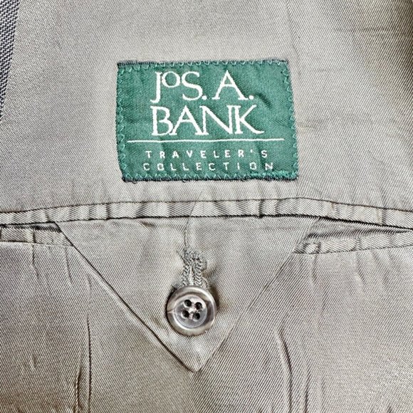 Jos A Banks Traveler's Collection Suit Men's Gray Jacket and Slacks EUC - Picture 5 of 10